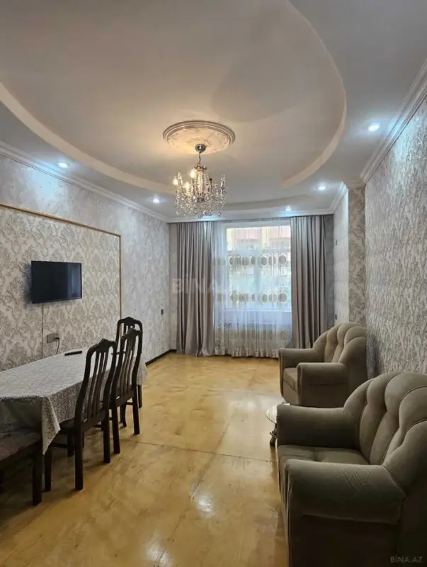 Kirayə verilir 2 otaqlı mənzil 61 m²