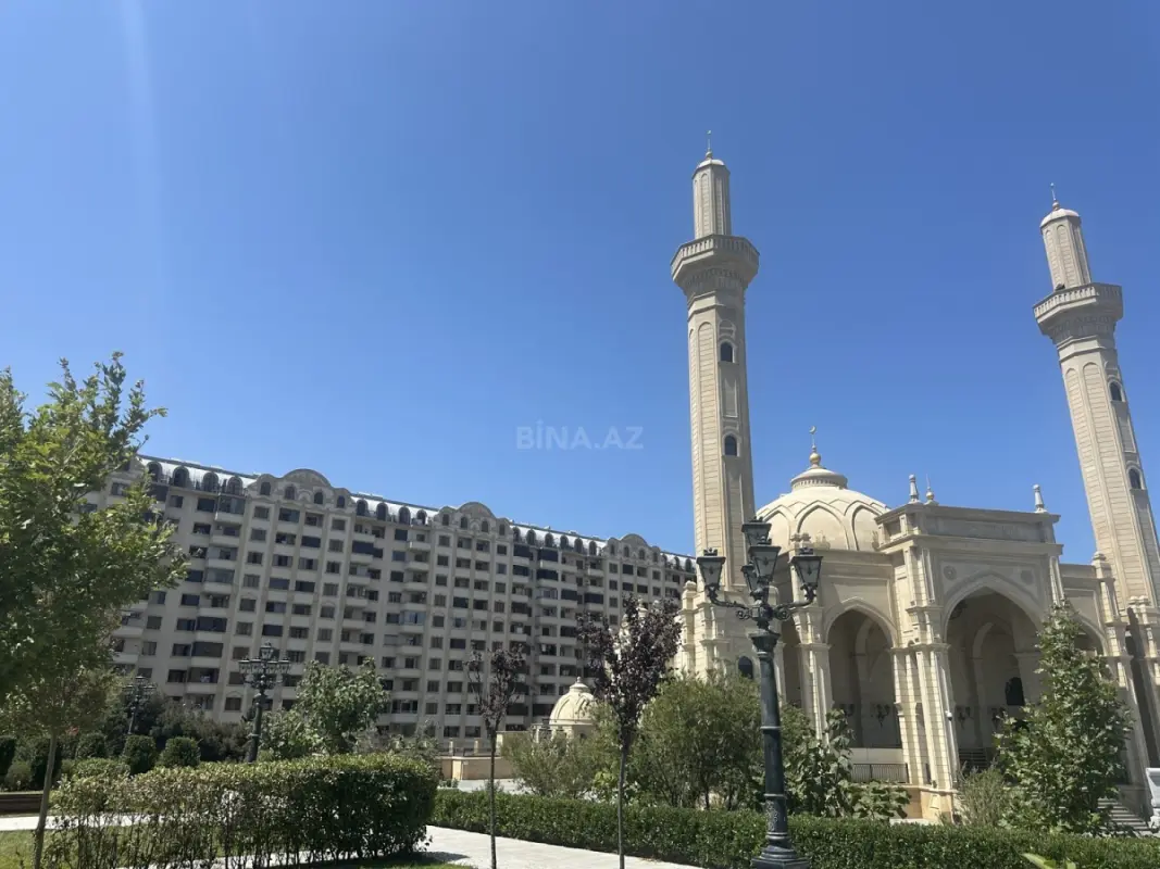 Satılır 2 otaqlı mənzil 84 m²