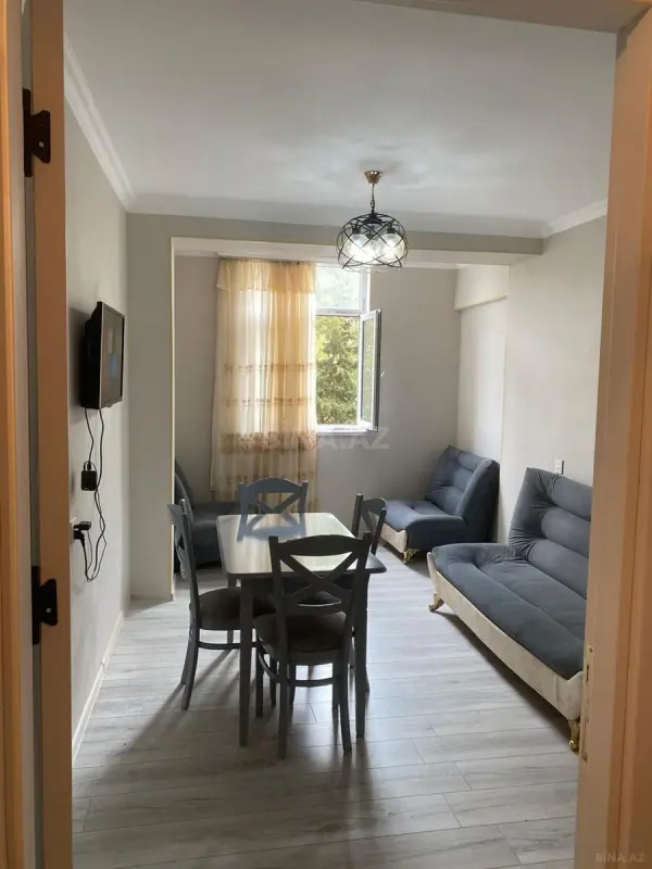 Kirayə verilir 2 otaqlı mənzil 55 m²