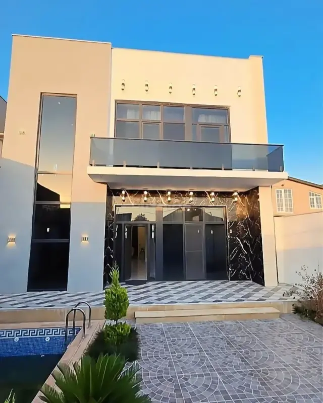 Satılır 4 otaqlı həyət evi 250 m²