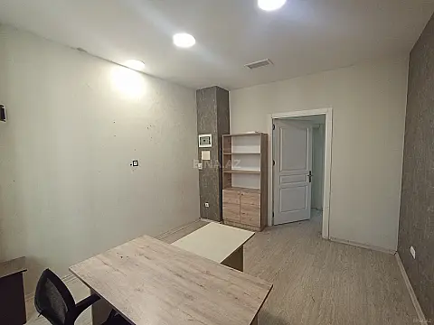 Kirayə verilir 1 otaqlı ofis 20 m² — Bakı, Nərimanov 1 otaq 20.00 m²
