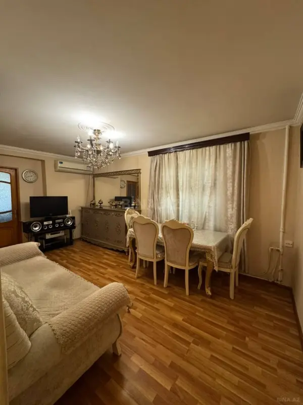 Satılır 3 otaqlı mənzil 50 m²