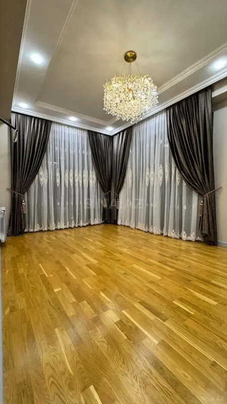 Satılır 2 otaqlı mənzil 62 m²