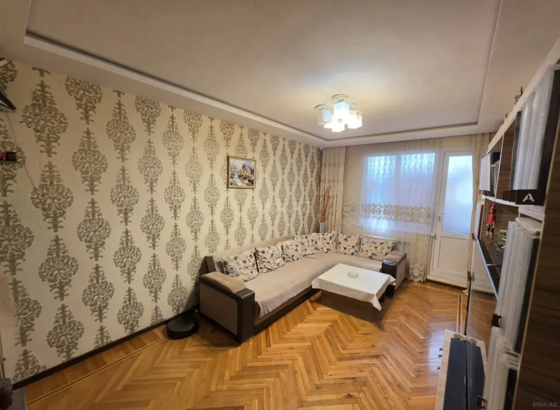 Satılır 2 otaqlı mənzil 47 m²