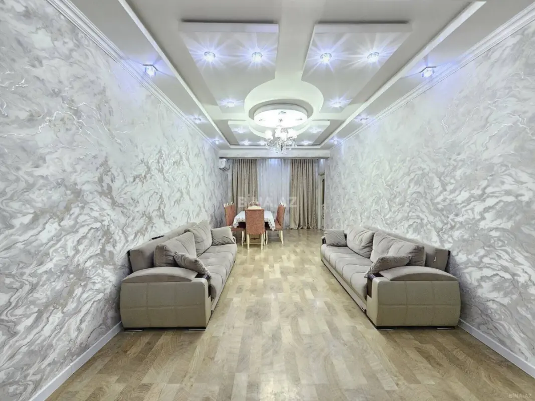 Satılır 3 otaqlı mənzil 110 m²