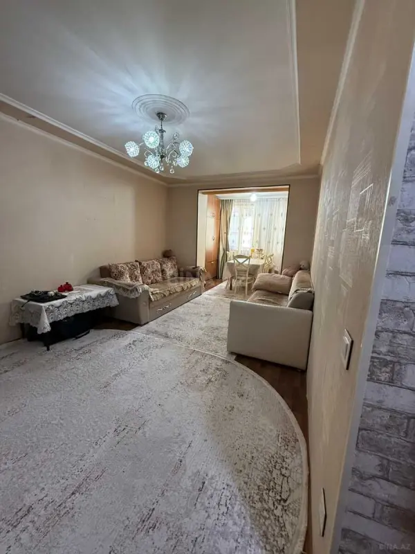 Kirayə verilir 2 otaqlı mənzil 50 m²