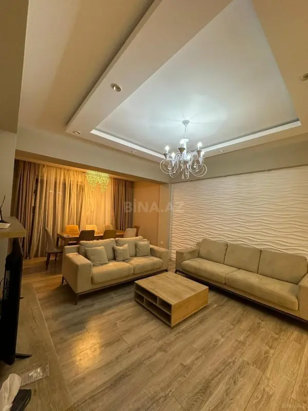 Kirayə verilir 3 otaqlı mənzil 115 m²