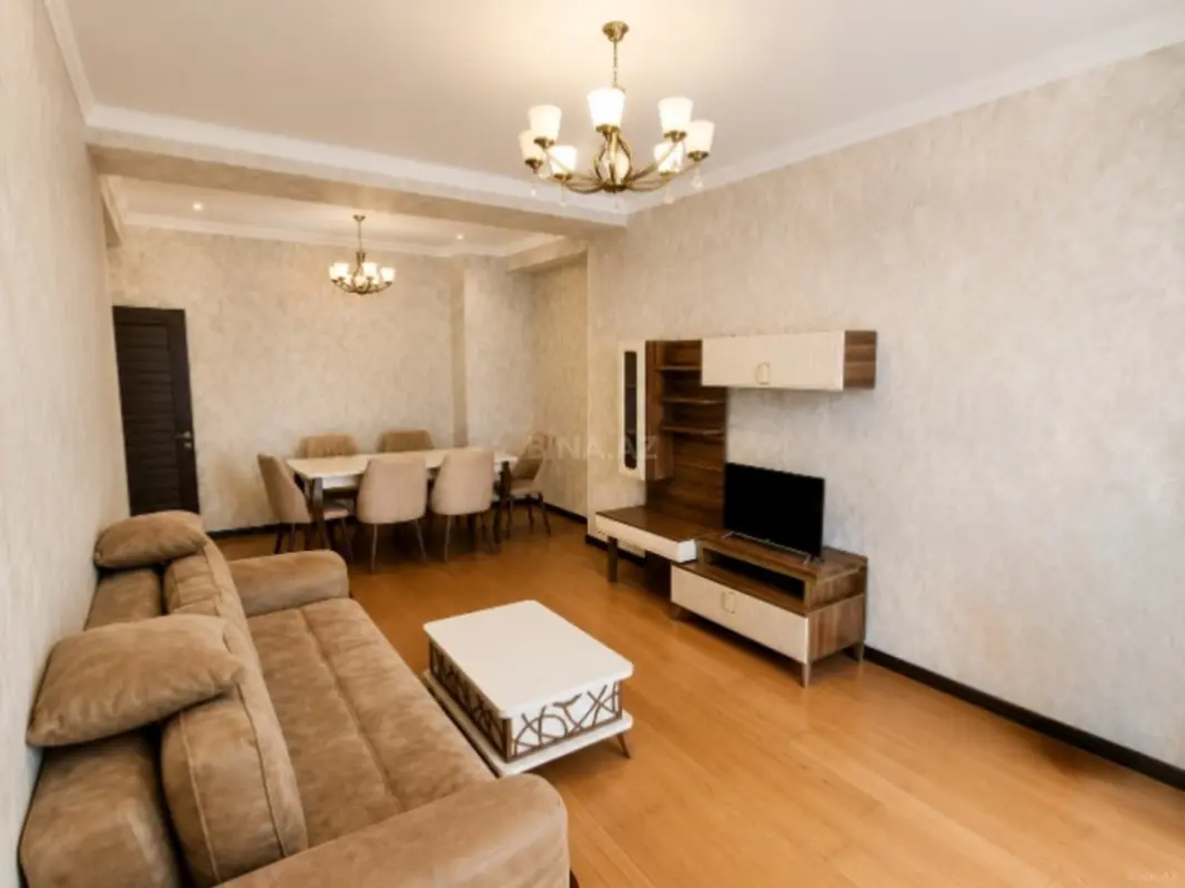 Kirayə verilir 2 otaqlı mənzil 70 m²