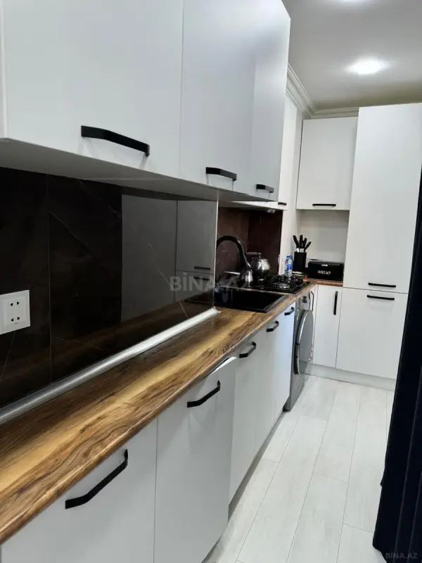 Satılır 3 otaqlı mənzil 86 m²