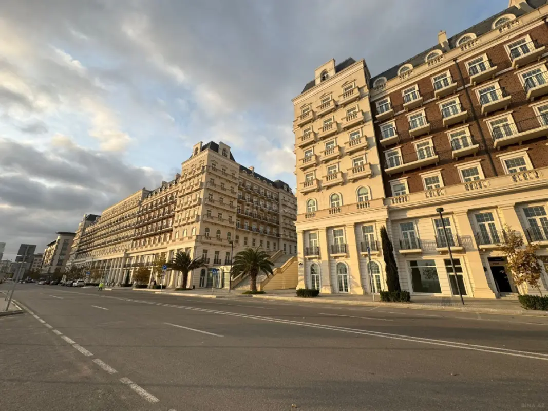 Satılır 3 otaqlı mənzil 113 m²