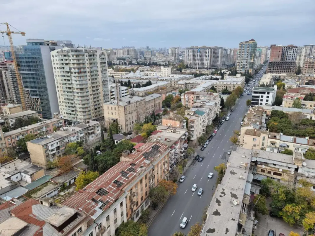 Kirayə verilir 3 otaqlı mənzil 95 m²