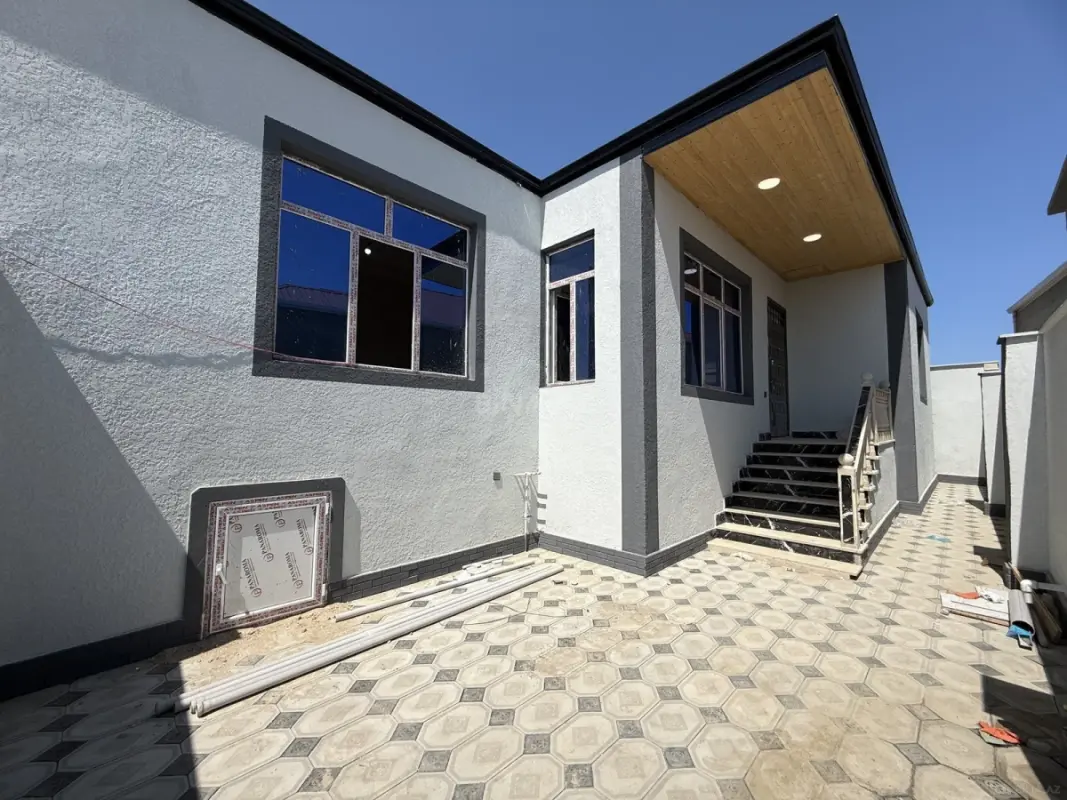 Satılır 3 otaqlı həyət evi 100 m²