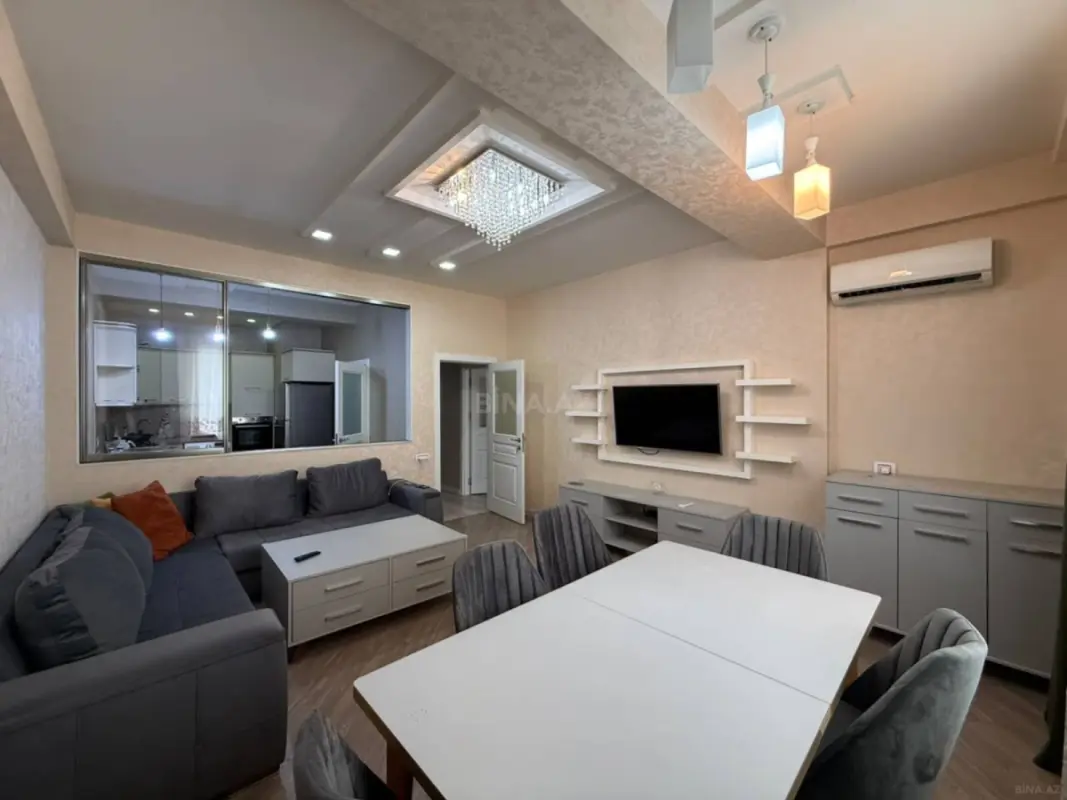 Kirayə verilir 2 otaqlı mənzil 75 m²