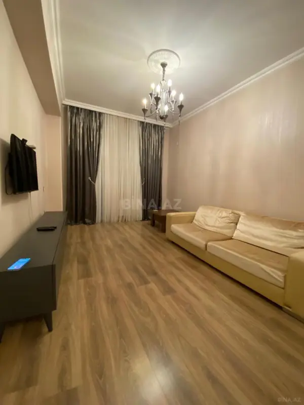 Kirayə verilir 3 otaqlı mənzil 75 m²