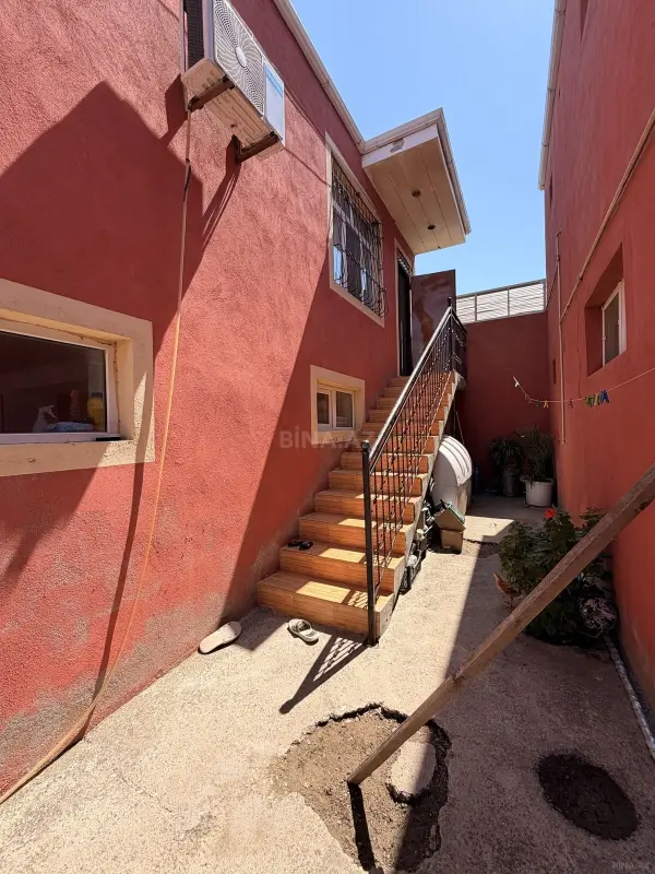 Satılır 3 otaqlı həyət evi 47 m²