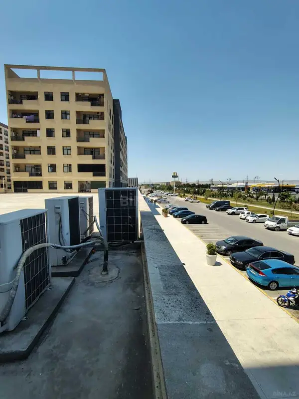 Satılır 2 otaqlı mənzil 79 m²