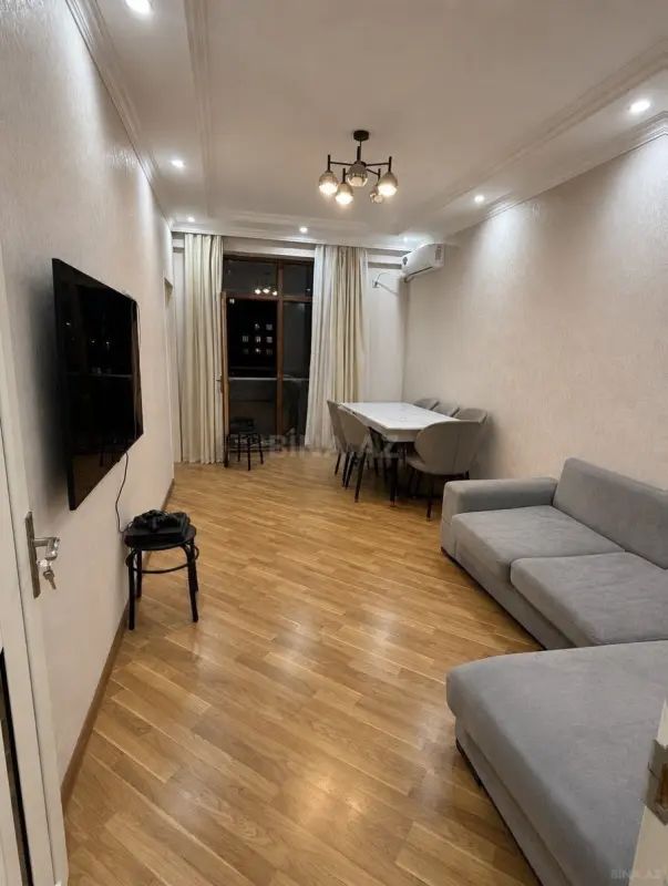 Satılır 2 otaqlı mənzil 53 m²