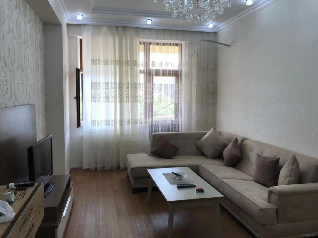 Kirayə verilir 3 otaqlı mənzil 110 m²