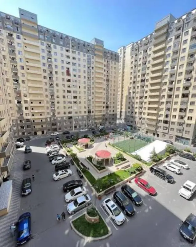 Kirayə verilir 2 otaqlı mənzil 64 m²