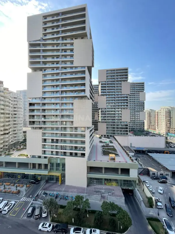 Satılır 3 otaqlı mənzil 107 m²