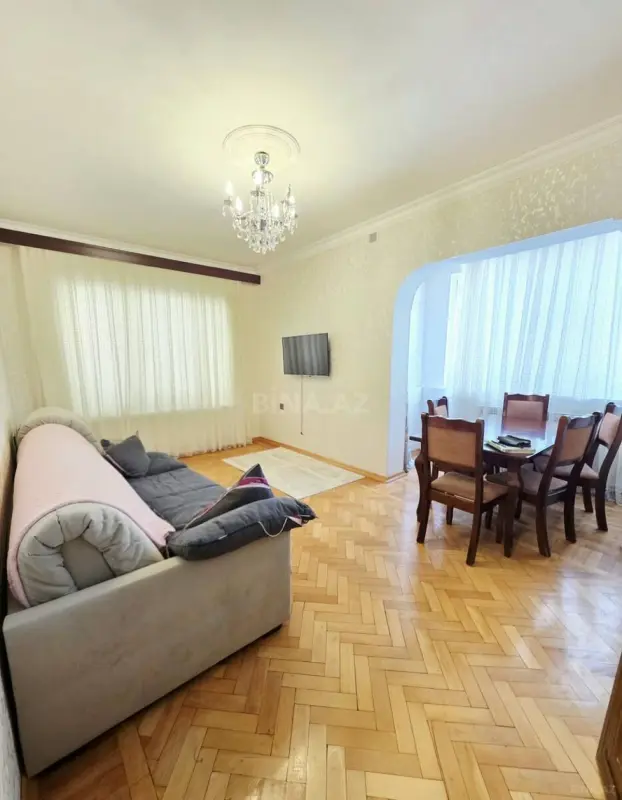 Satılır 2 otaqlı mənzil 70 m²