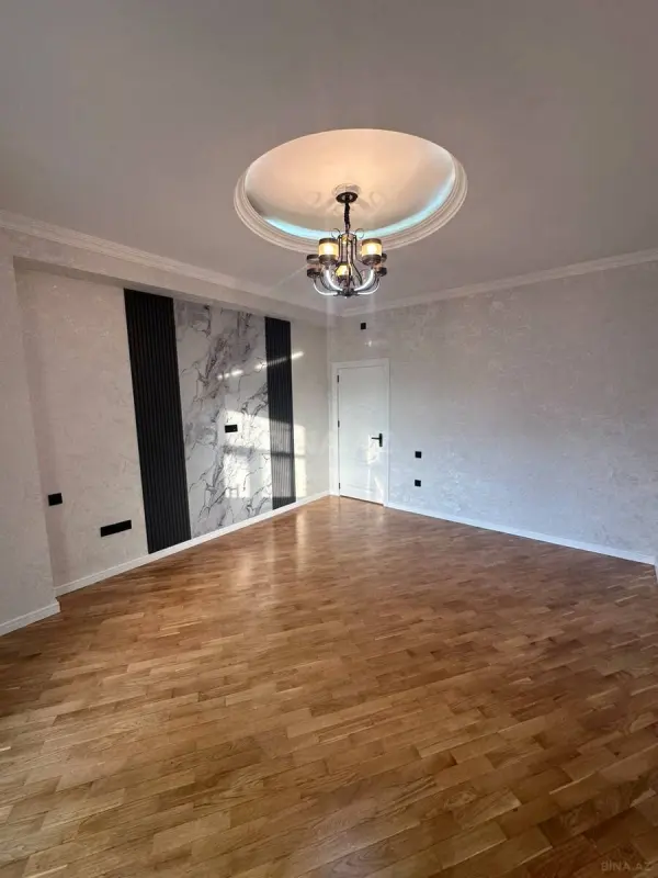 Satılır 2 otaqlı mənzil 62 m²
