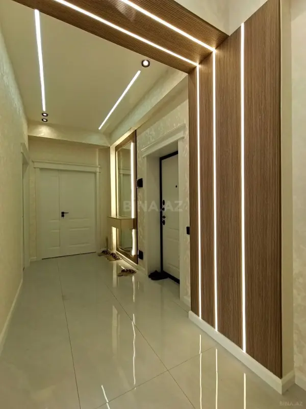 Satılır 2 otaqlı mənzil 79 m²