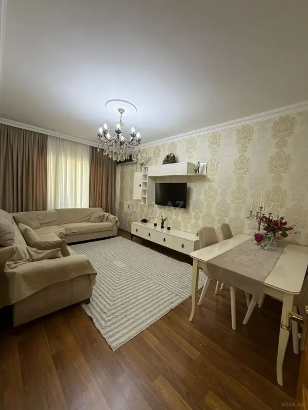 Kirayə verilir 2 otaqlı mənzil 70 m²