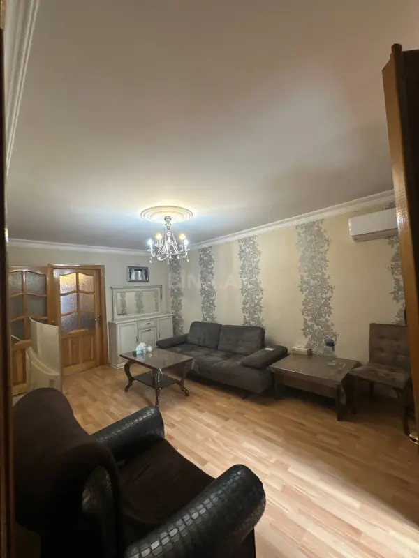Satılır 3 otaqlı mənzil 55 m²