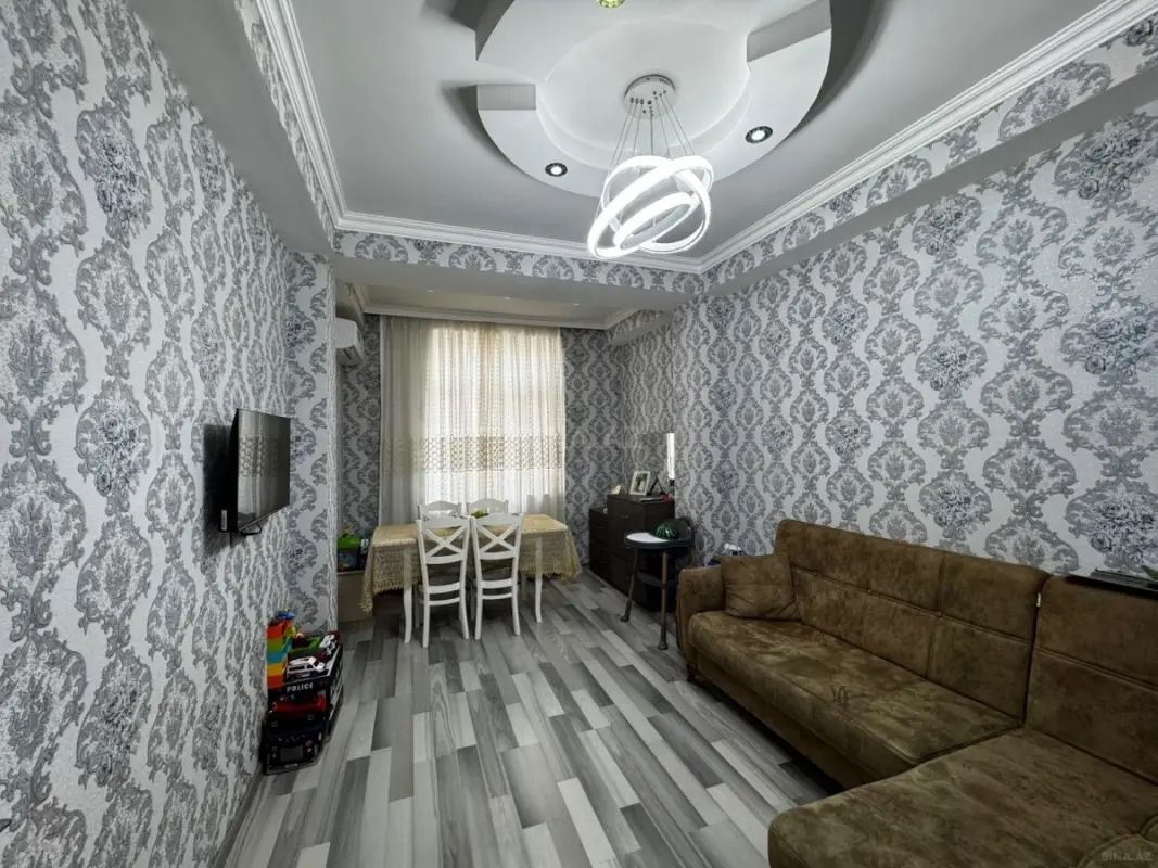 Satılır 2 otaqlı mənzil 42 m²