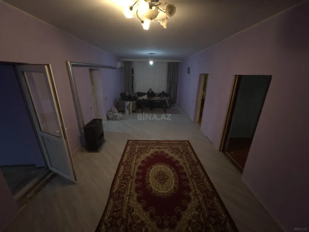 Satılır 7 otaqlı həyət evi 140 m²