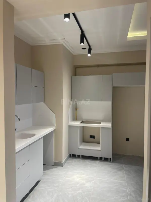 Satılır 2 otaqlı mənzil 88 m²