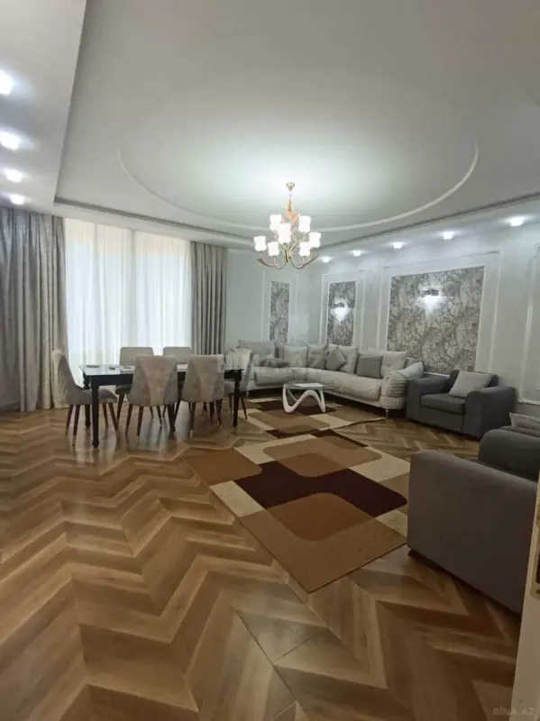 Satılır 3 otaqlı mənzil 150 m²