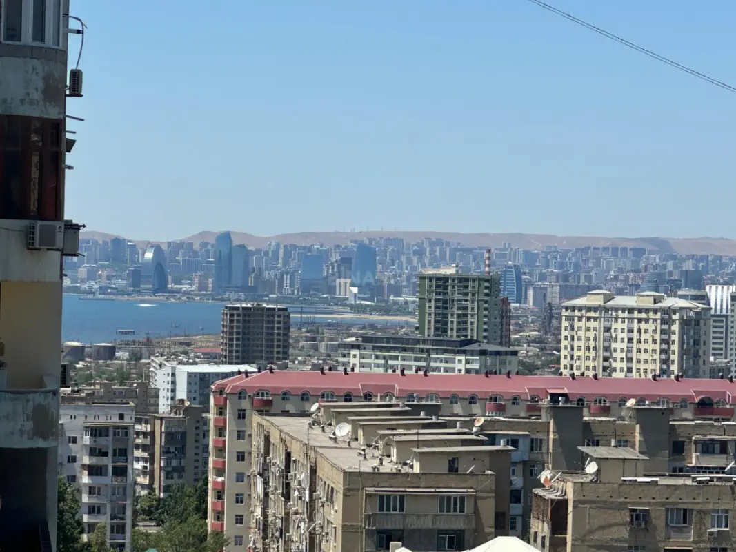 Satılır 3 otaqlı mənzil 96 m²