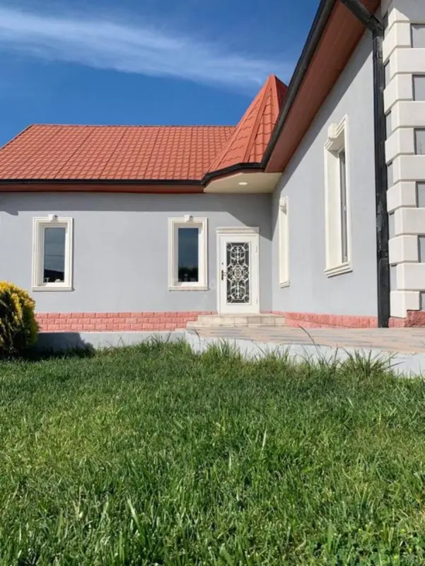 Kirayə verilir 5 otaqlı həyət evi 200 m²