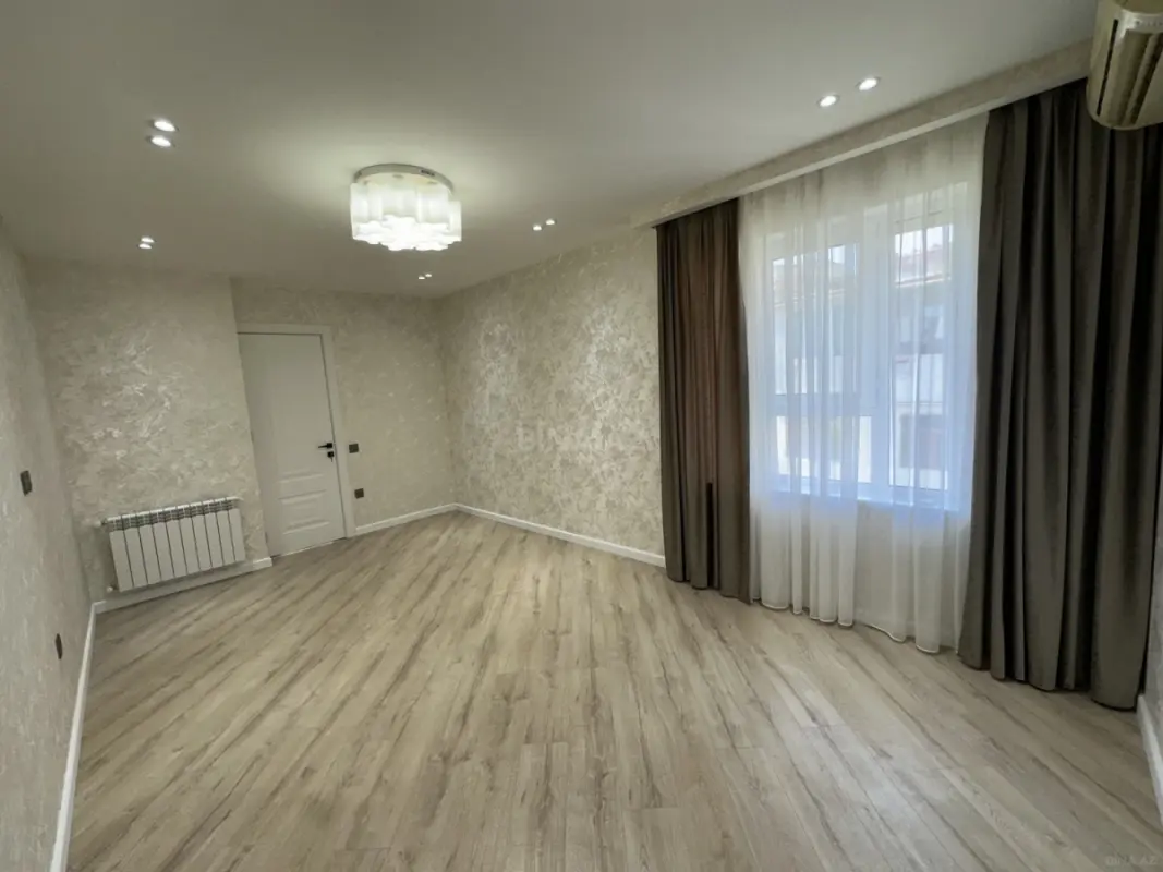 Satılır 2 otaqlı mənzil 38 m²
