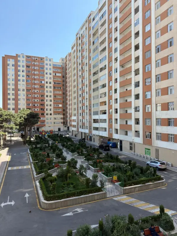 Satılır 2 otaqlı mənzil 94 m²