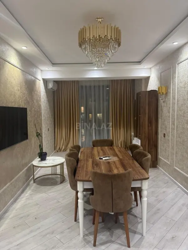 Kirayə verilir 2 otaqlı mənzil 84 m²