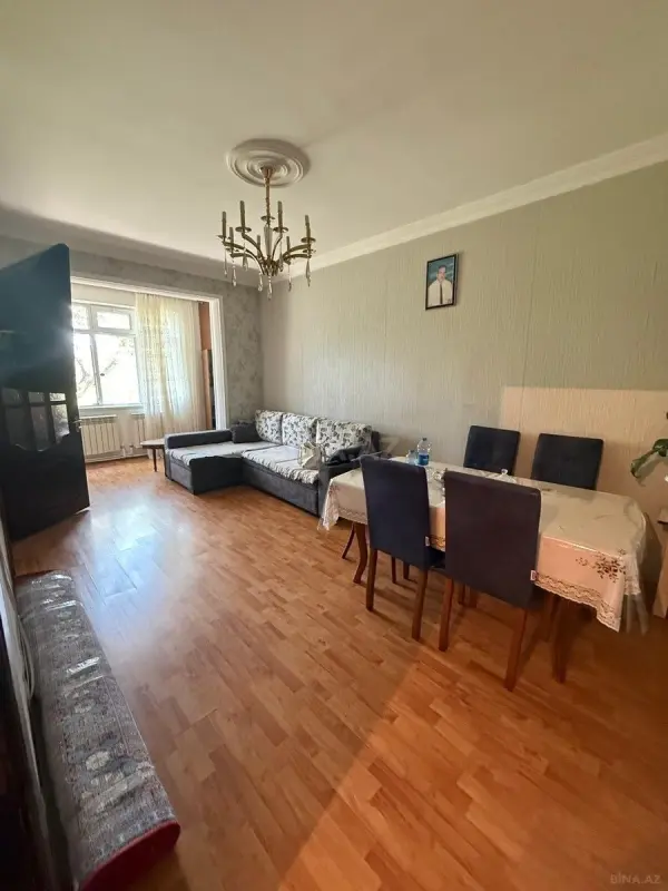 Kirayə verilir 2 otaqlı mənzil 50 m²