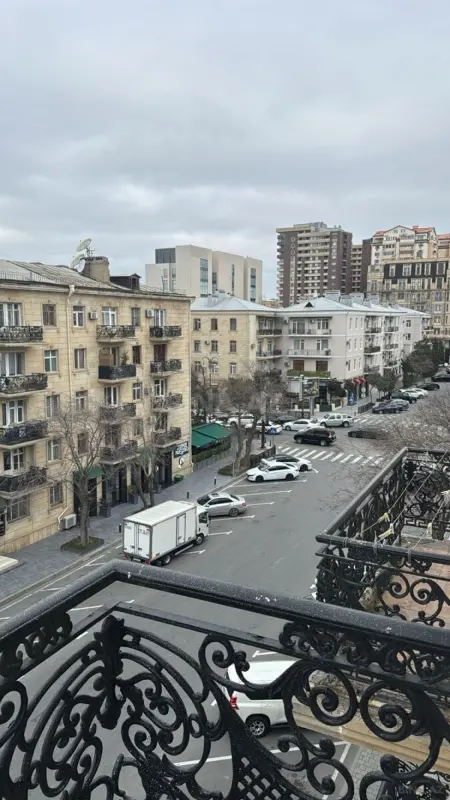 Kirayə verilir 2 otaqlı mənzil 55 m²