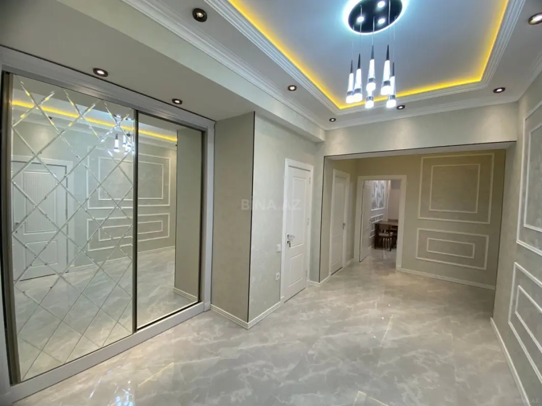 Kirayə verilir 2 otaqlı mənzil 120 m²