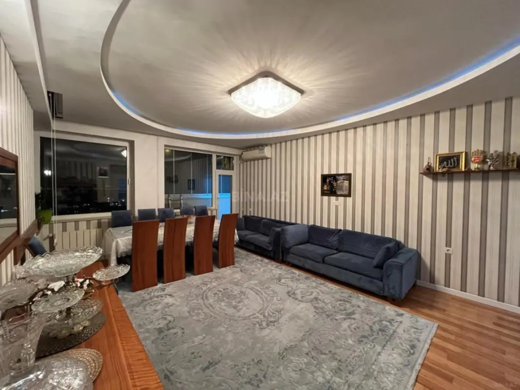 Kirayə verilir 3 otaqlı mənzil 112 m²