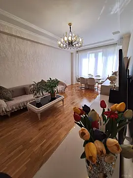 Satılır 3 otaqlı mənzil 118 m² — Bakı 3 otaq 118.00 m²