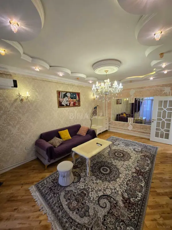 Kirayə verilir 2 otaqlı mənzil 70 m²