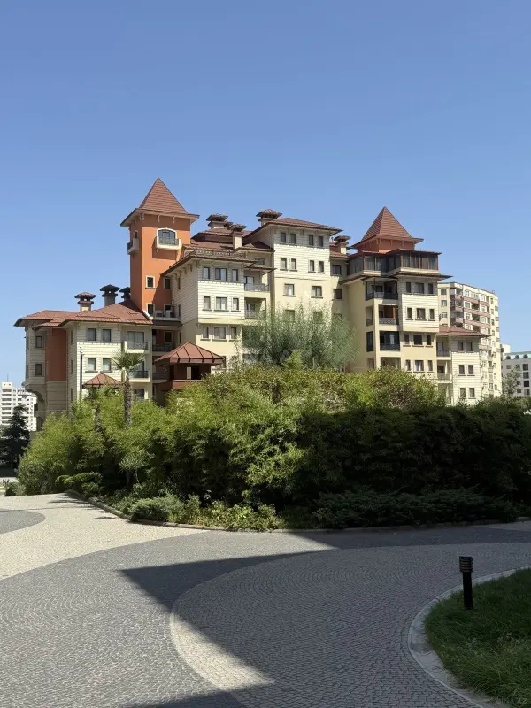 Satılır 2 otaqlı mənzil 90 m²