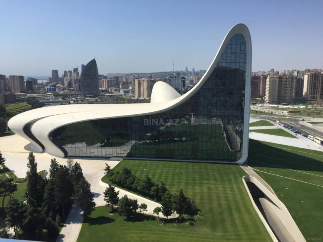 Satılır 2 otaqlı mənzil 90 m²