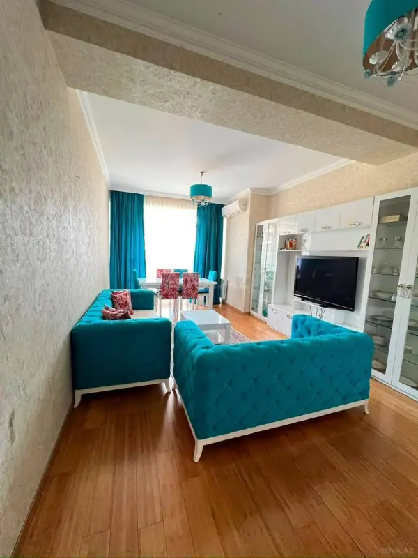 Satılır 3 otaqlı mənzil 95 m²