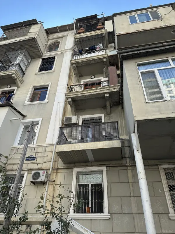 Satılır 2 otaqlı mənzil 50 m²