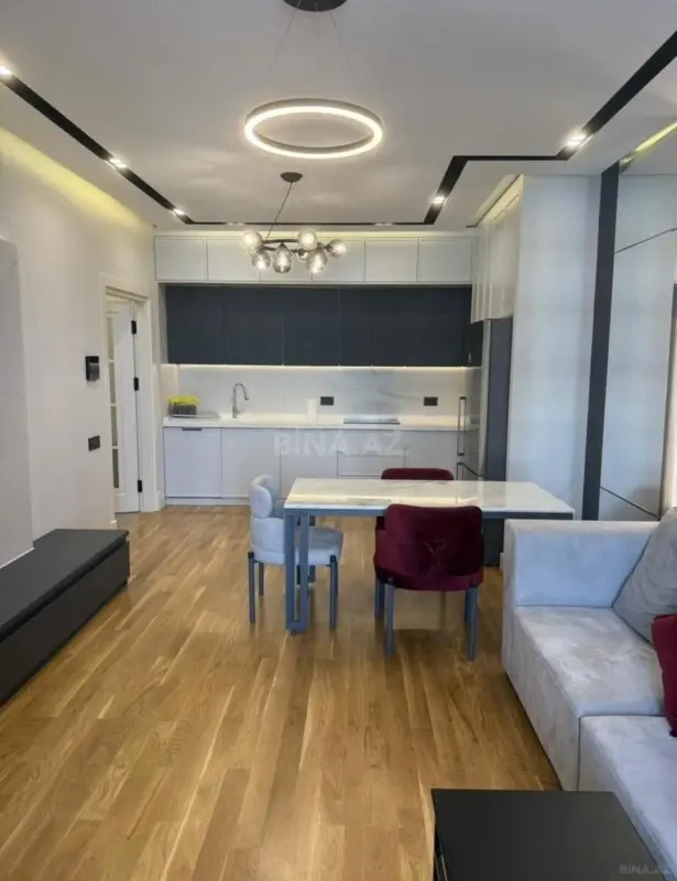 Kirayə verilir 3 otaqlı mənzil 110 m²