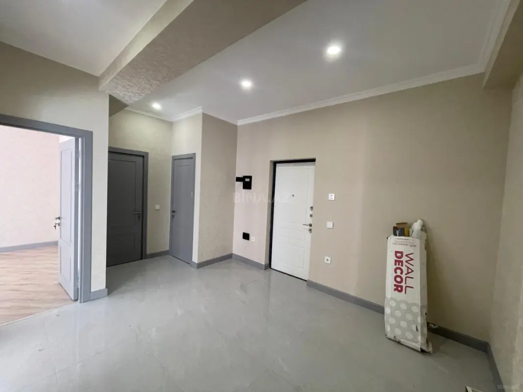 Kirayə verilir 2 otaqlı mənzil 80 m²